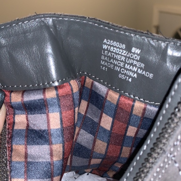 Mid boots w small heel - Picture 6 of 6